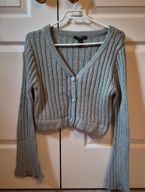 Forever 21 Gray Ribbed V-Neck Cropped Cardigan